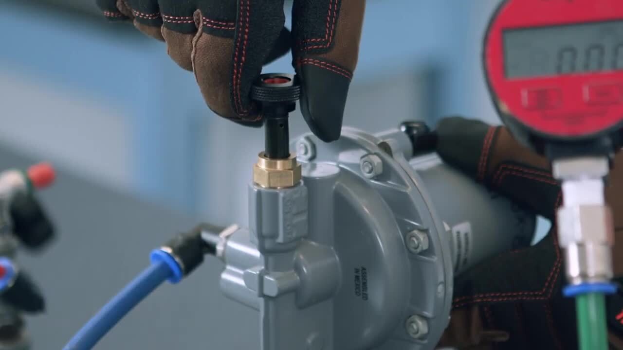 Fisher™ VSX 型紧急切断装置概述、动画演示和维护