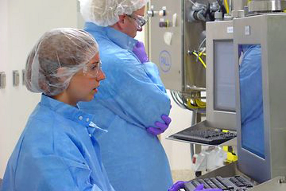 通过异常审查加速产品发布