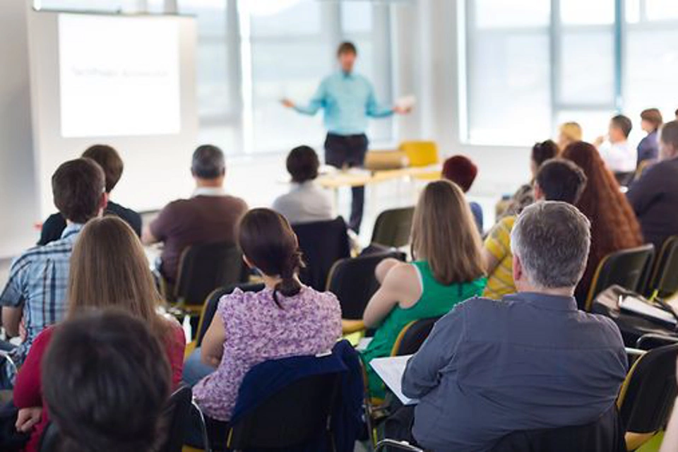 LabVIEW 助力物理学硕士研究生自主掌握学习进程