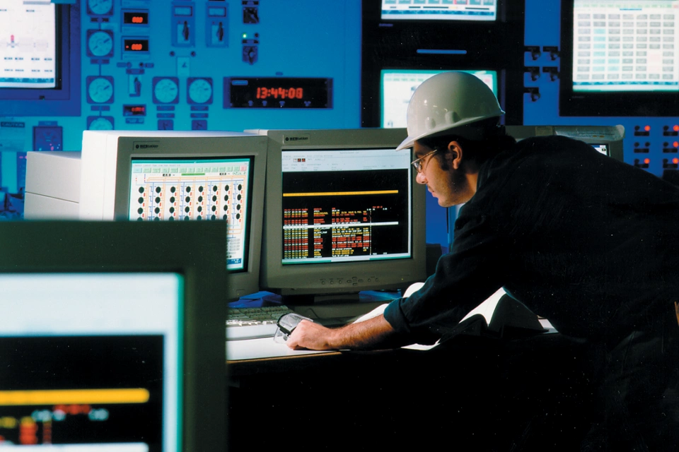 公用事业公司提高可靠性，并将启动时间缩短 80% 