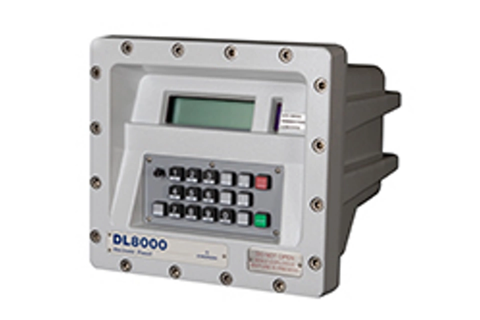 DL8000 预置控制器