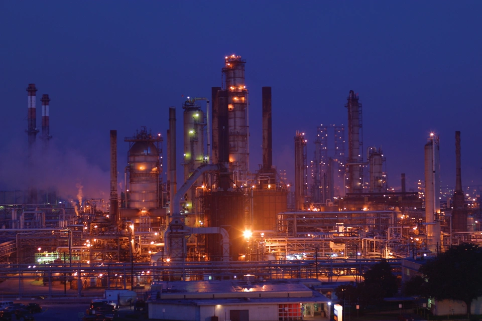 炼油厂
