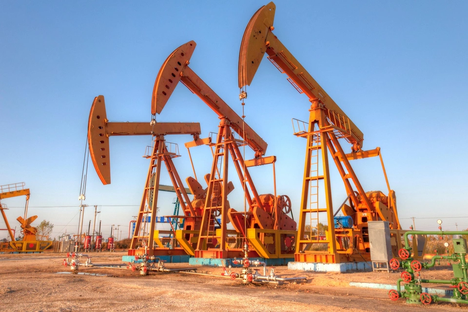 推进上游油气生产自动化作业