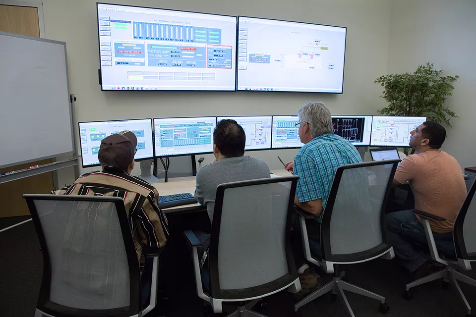 Ovation™ 企业数据解决方案