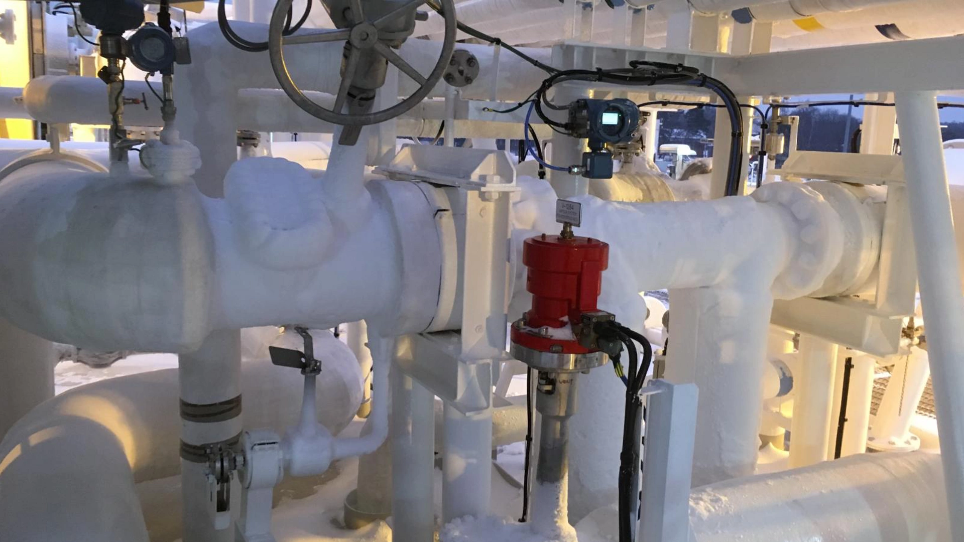 Ensure Safety and Transparency in your LNG fuel transfer and bunkering operations