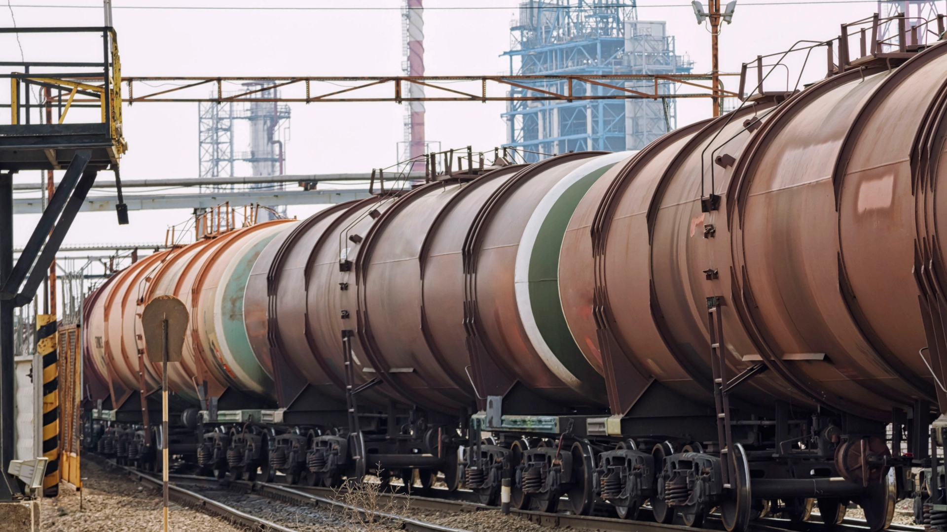 oil train wagons on oil refinery