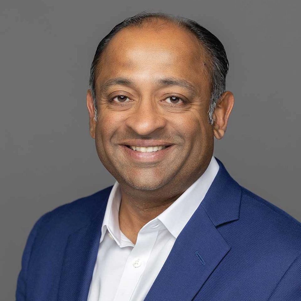 郭仕磊（Ram Krishnan）