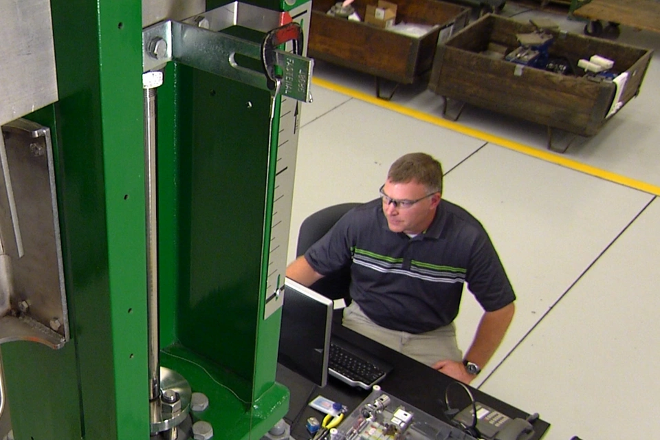 压缩机防喘振调节阀