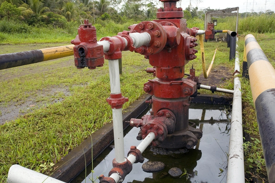 优化 SAGD 井场并降低成本 