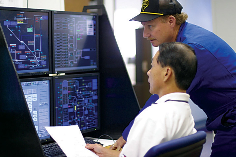 利用数字孪生技术成功开展员工培训