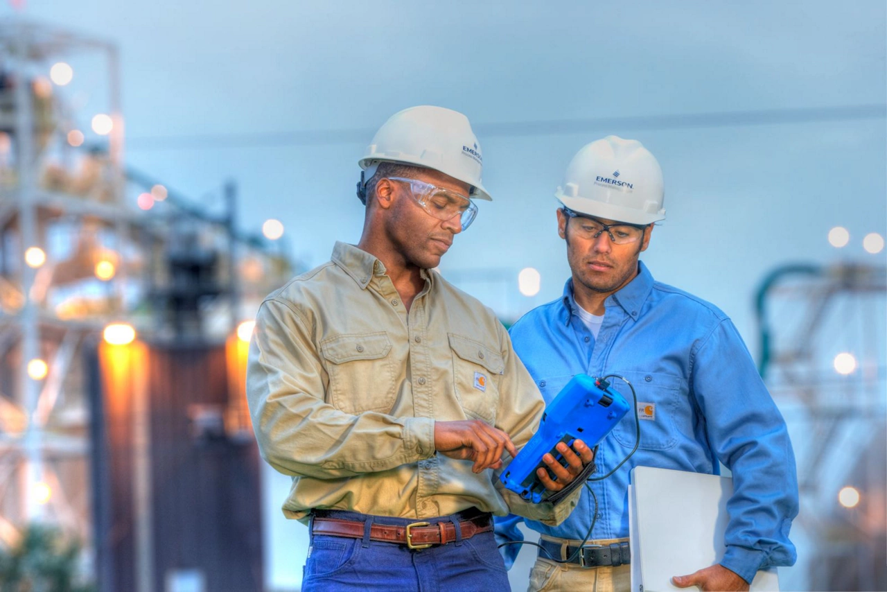 Meet blue hydrogen carbon capture goals with reliable monitoring solutions.