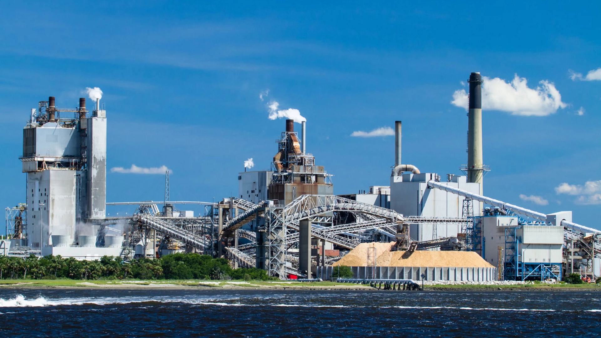 Chlorine Dioxide Bleaching in Paper Mills