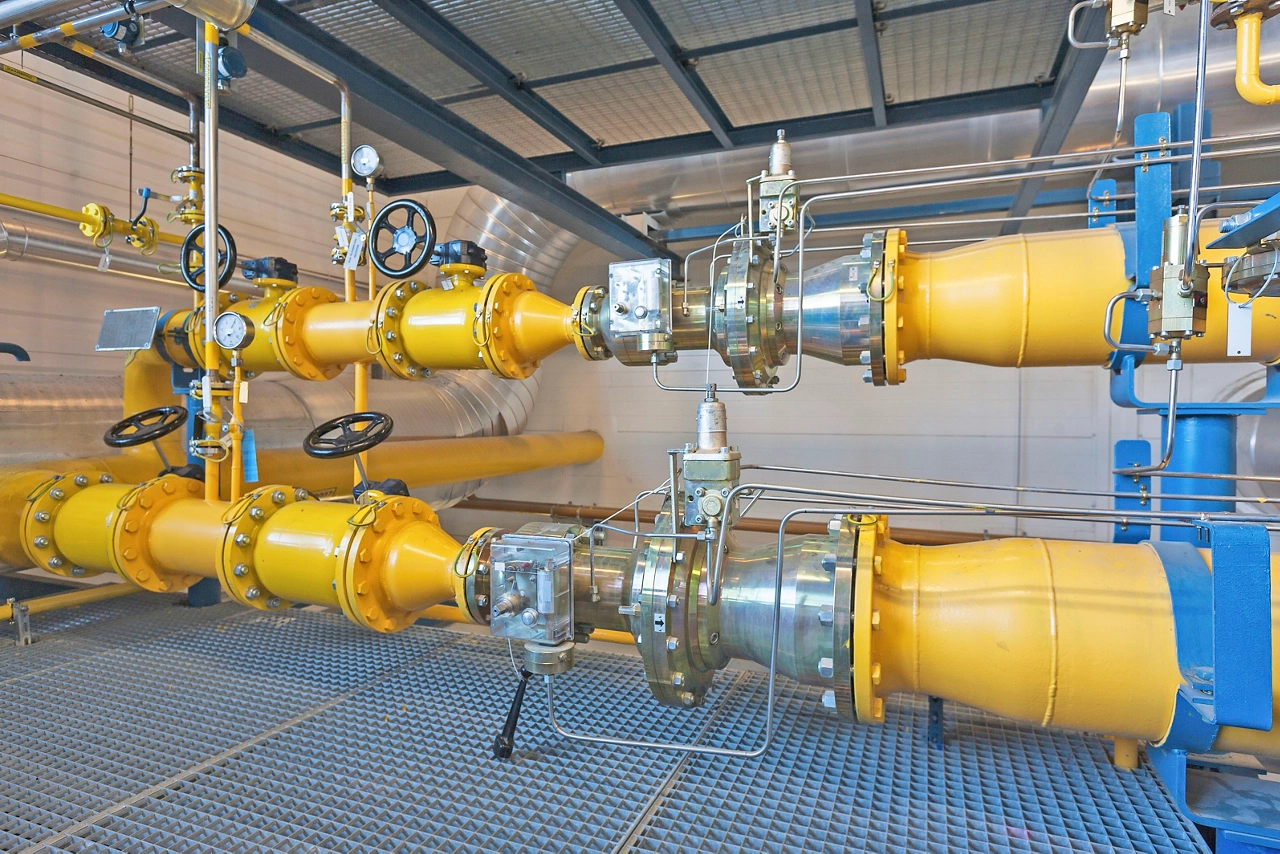 Achieve reliable pressure control through regulator technologies that are renowned for setting industry standards and driving operational excellence