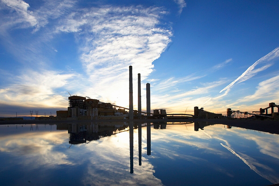 热电联产发电厂降低能源使用量和维护成本