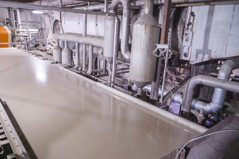 造纸厂流浆箱中的 pH 值测量