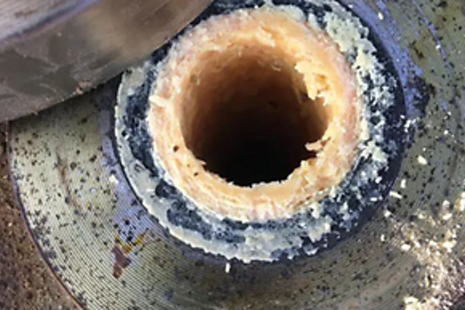 检测和校正为 Roxar 2600 多相流量计提供多一层可靠性保障