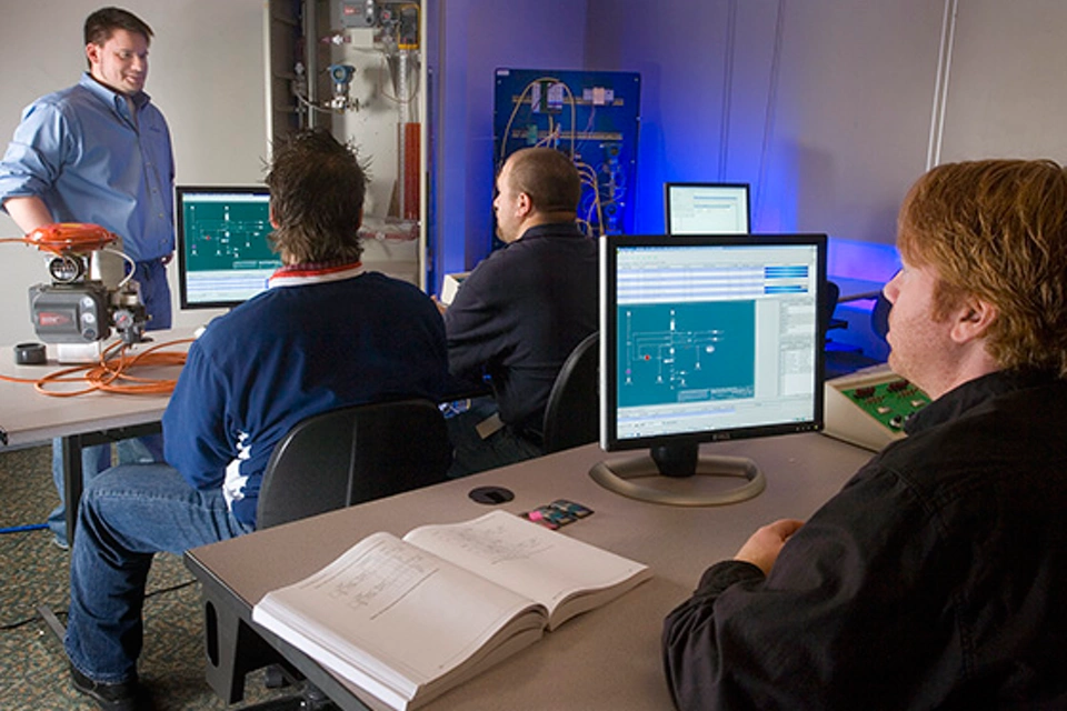 OV200 建立和维护控制